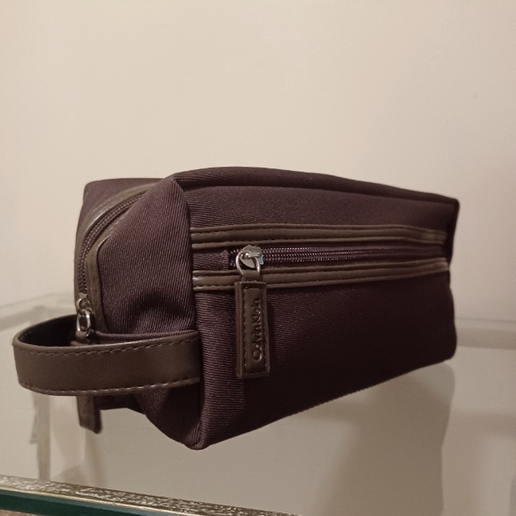 Calvin Klein Brown Travel Bag - Picture 8 of 9